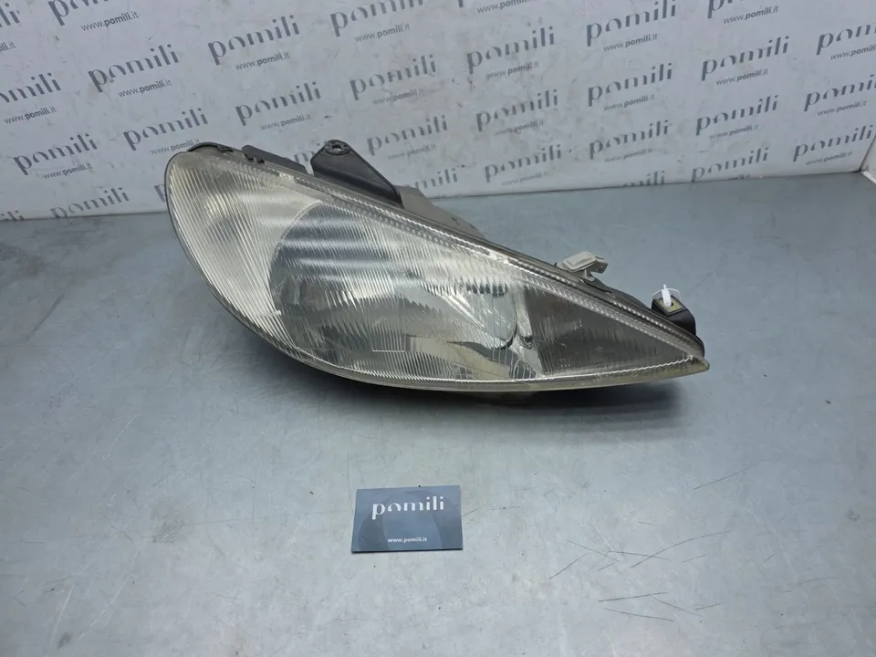 Pomili Fanaleria faro anteriore destro Peugeot 206 9640559480 usato
