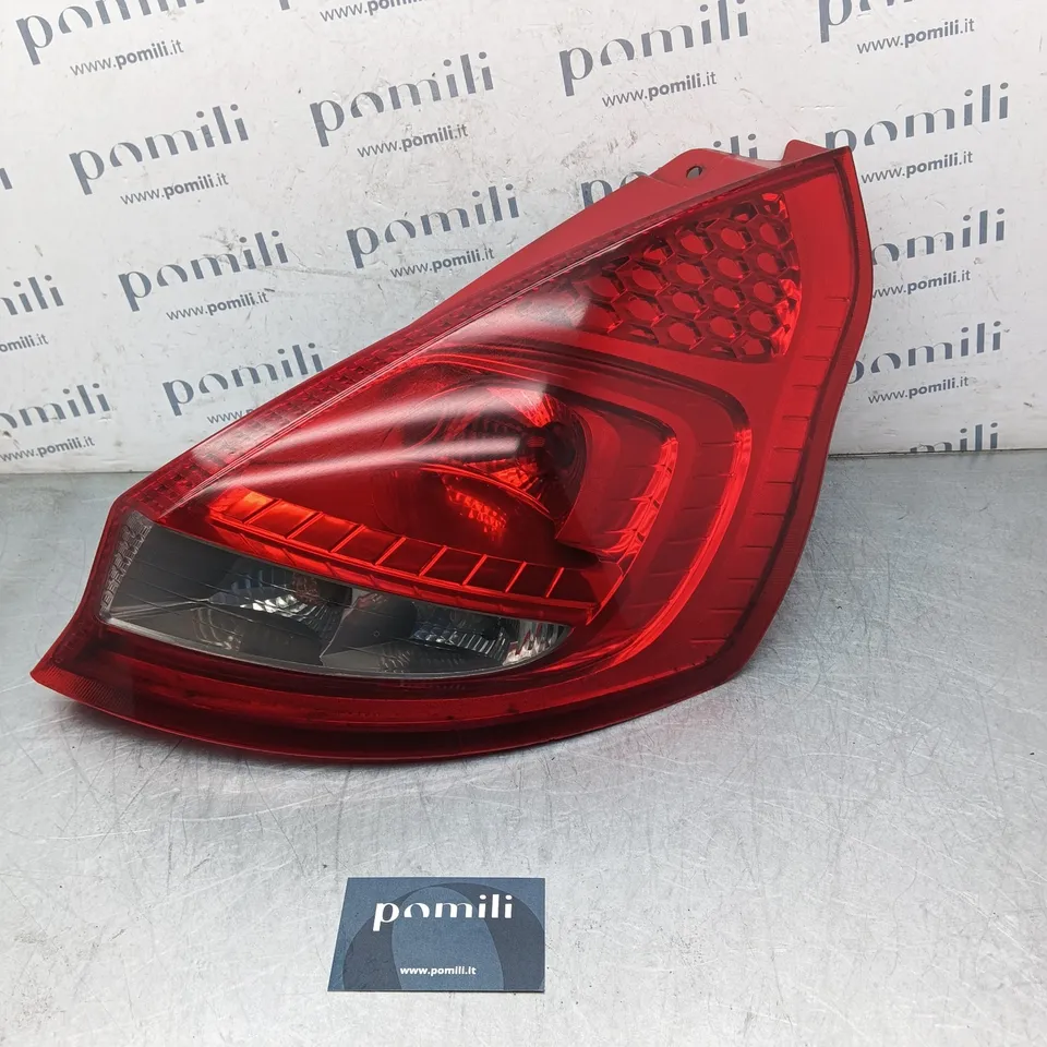 Pomili Fanaleria Ford Fiesta VI fanale posteriore destro usato