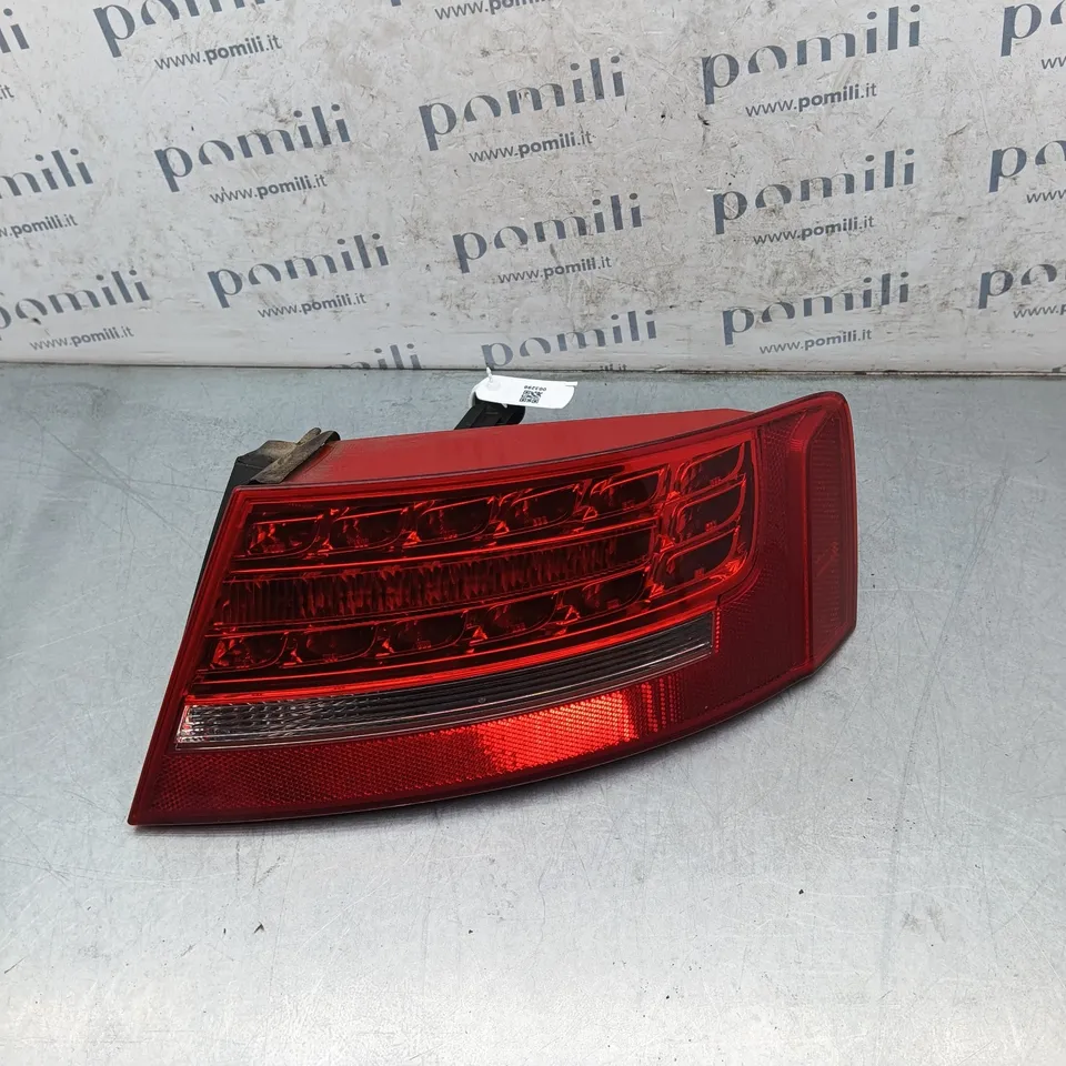 Pomili Fanaleria 8T8945096 fanale posteriore destro usato LED