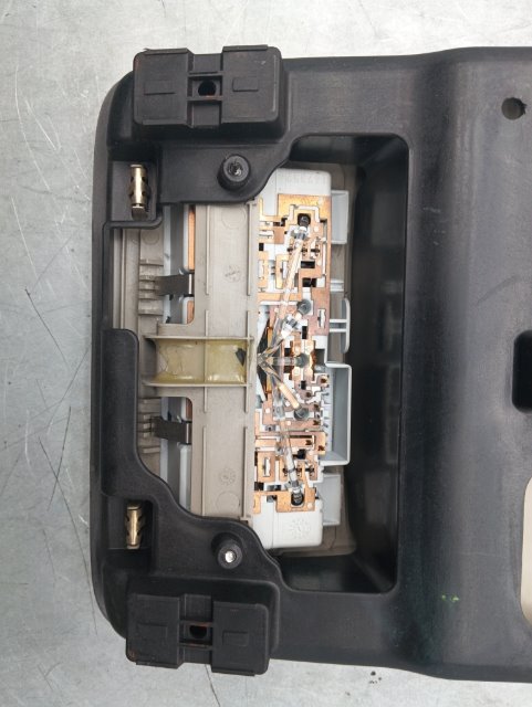 Pomili Fanaleria Opel Zafira P12 luce cortesia anteriore da tetto
