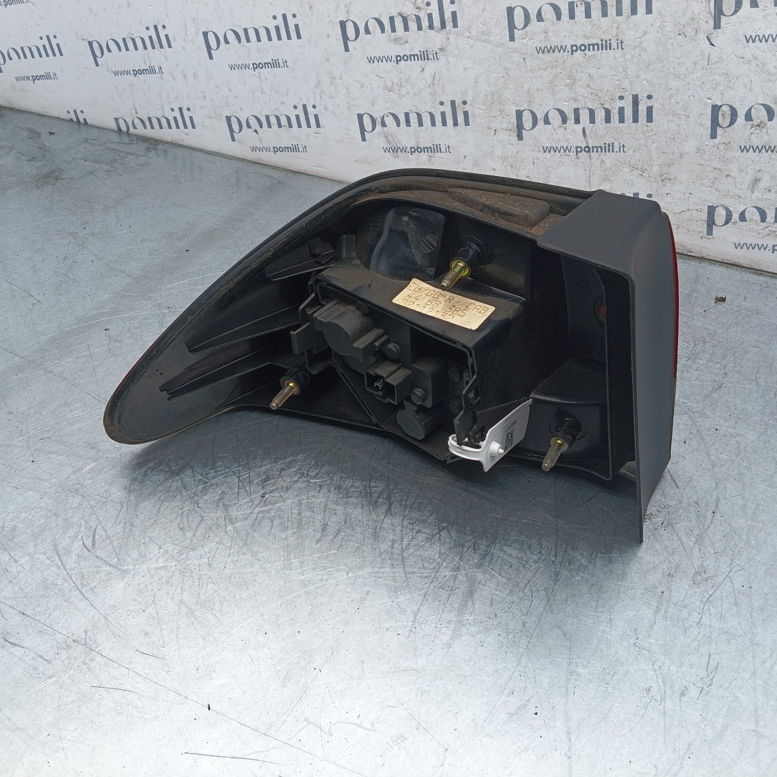 Pomili Fanaleria Saab 900 II Cabrio fanale posteriore destro usato OEM 4468385