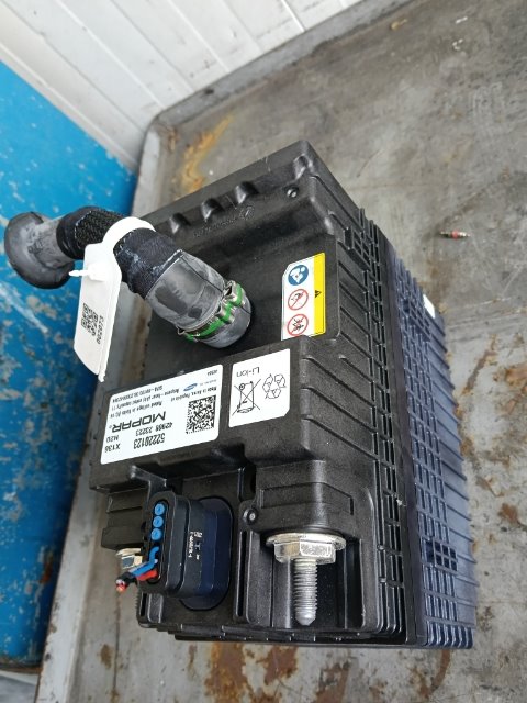 Pomili Elettronica/batteria ibride Stack batteria trazione elettrica FIAT PANDA (8Q) (03/22>) usato