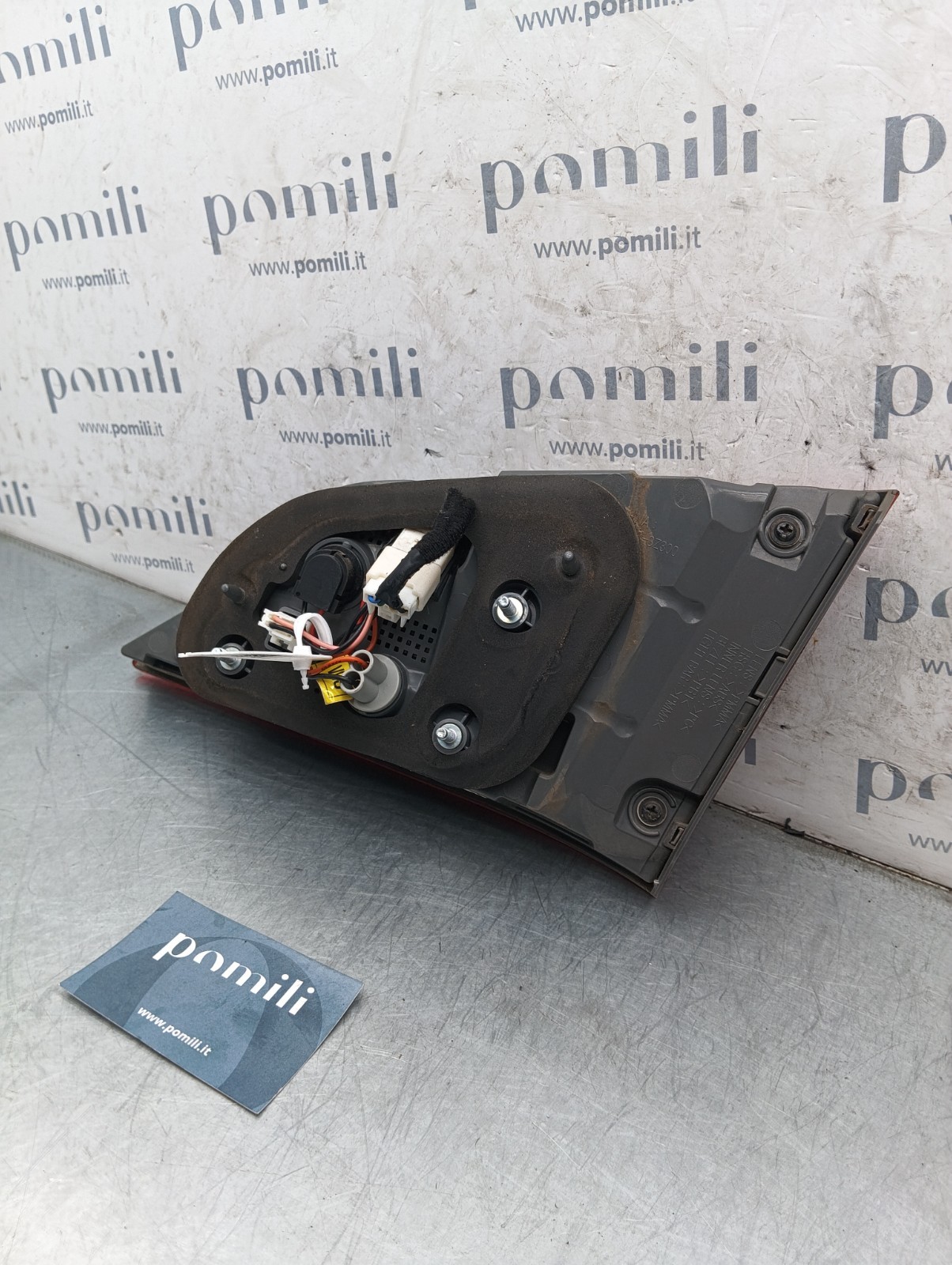 Pomili Fanaleria Hyundai i40 fanale posteriore interno sinistro 92403-3Z300 usato