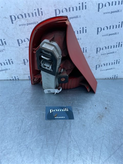 Pomili Fanaleria Renault Clio 2ª serie fanale posteriore destro
