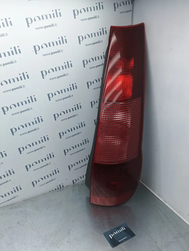 Pomili Fanaleria Fiat Punto I fanale posteriore destro usato