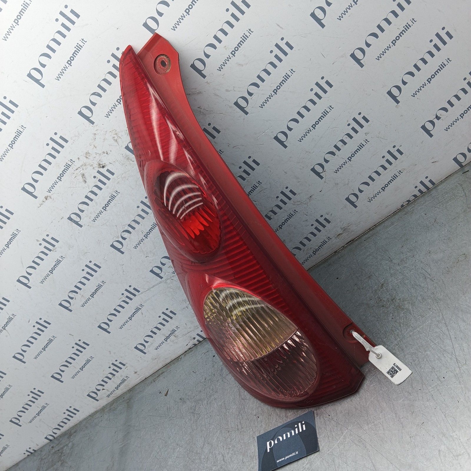 Pomili Fanaleria Citroen C1 Peugeot 107 fanale posteriore sinistro usato