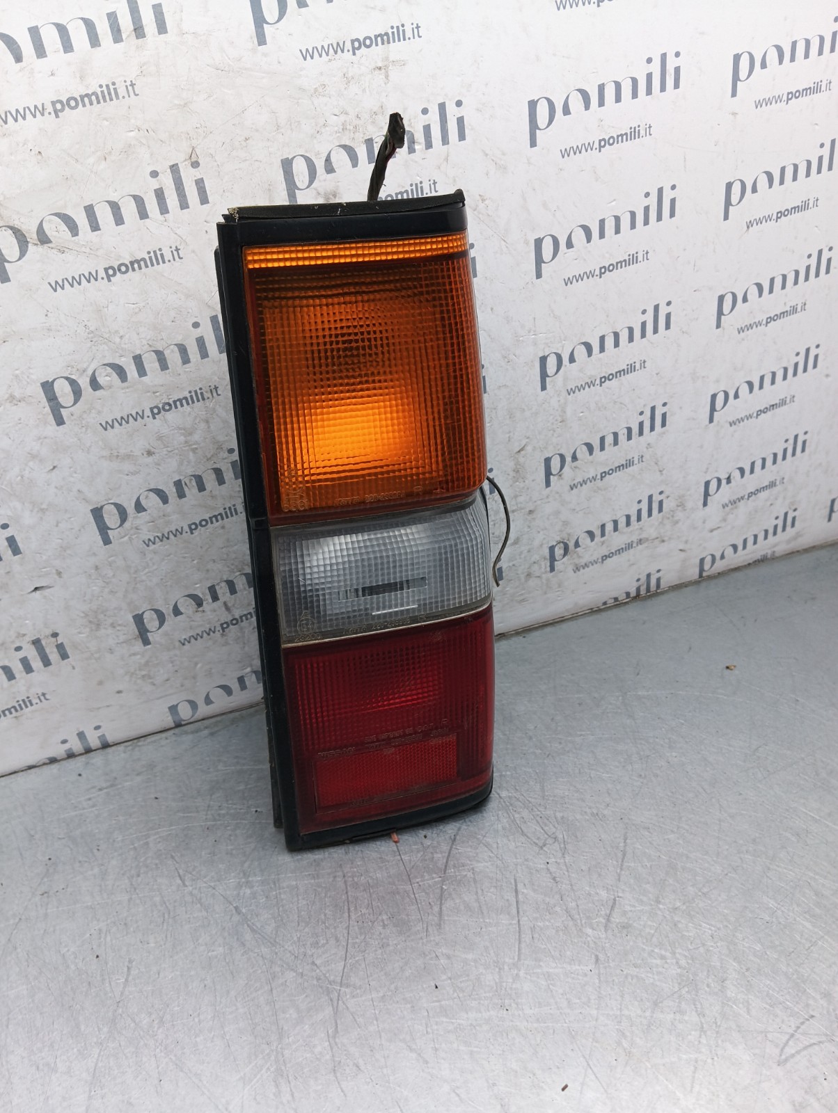 Pomili Fanaleria Nissan Pathfinder fanale posteriore destro usato