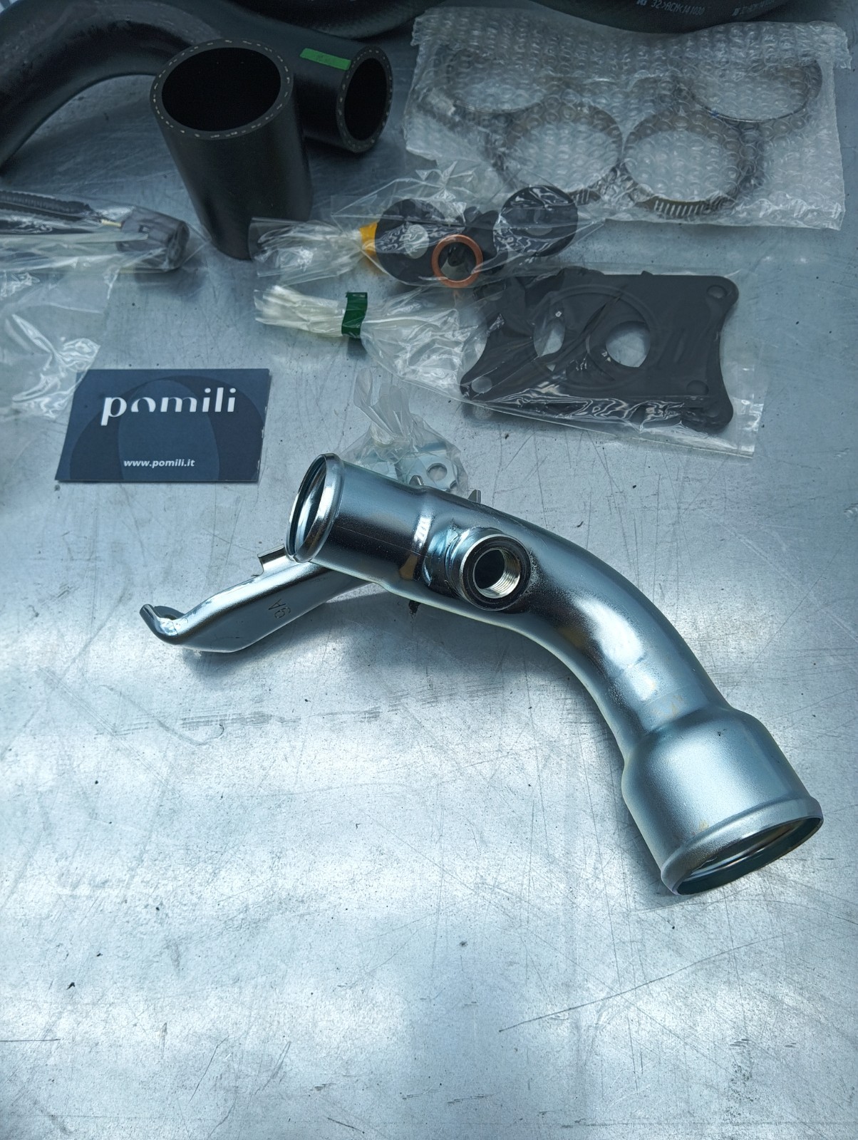 Pomili Motore e cambio con supporti Toyota Urban Cruiser 04004-43433 kit intercooler