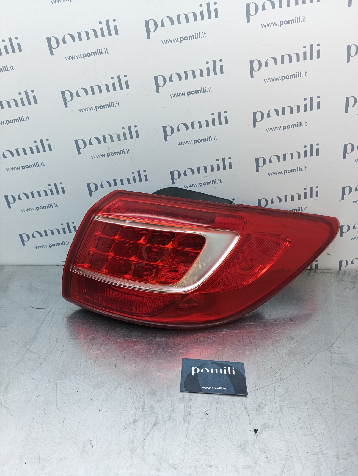 Pomili Fanaleria Kia Sportage L92402 3W0 fanale posteriore destro usato