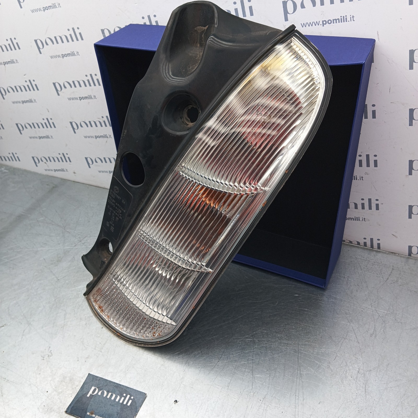 Pomili Fanaleria Fanale destro Lancia Y 51786657 usato