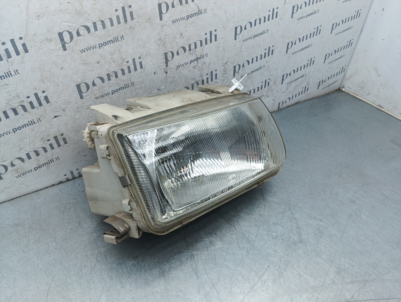 Pomili Fanaleria Faro anteriore destro Volkswagen Polo III (1994-1999) 962496-00 usato