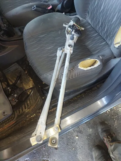 Pomili Cristalli Ford Focus CAK motorino tergicristallo 10/01-04/05