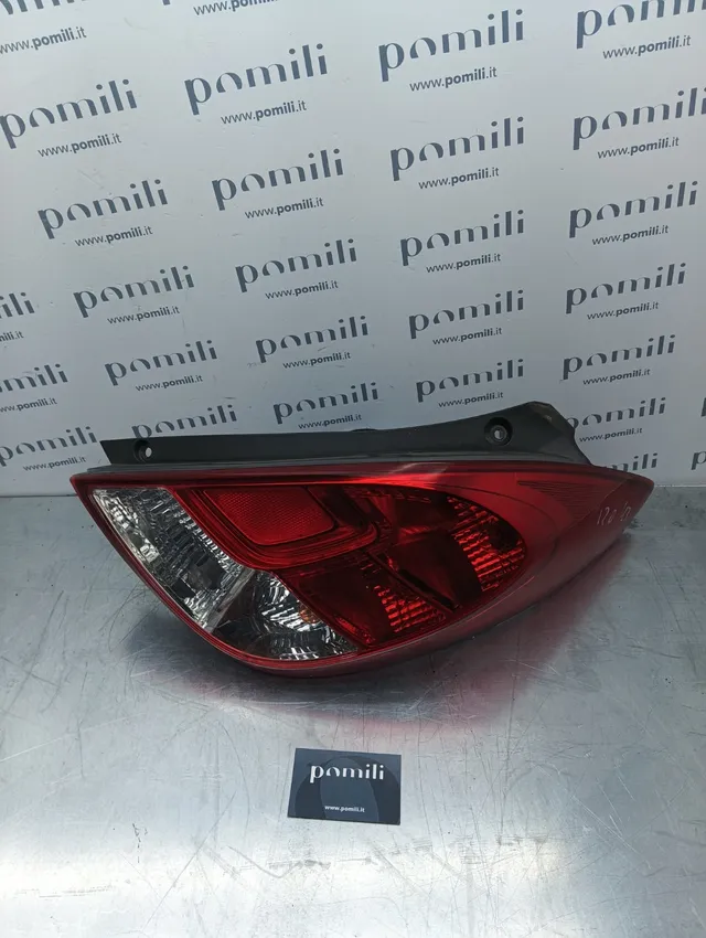 Pomili Fanaleria HYUNDAI I 20 fanale posteriore destro 92402-4P500 usato