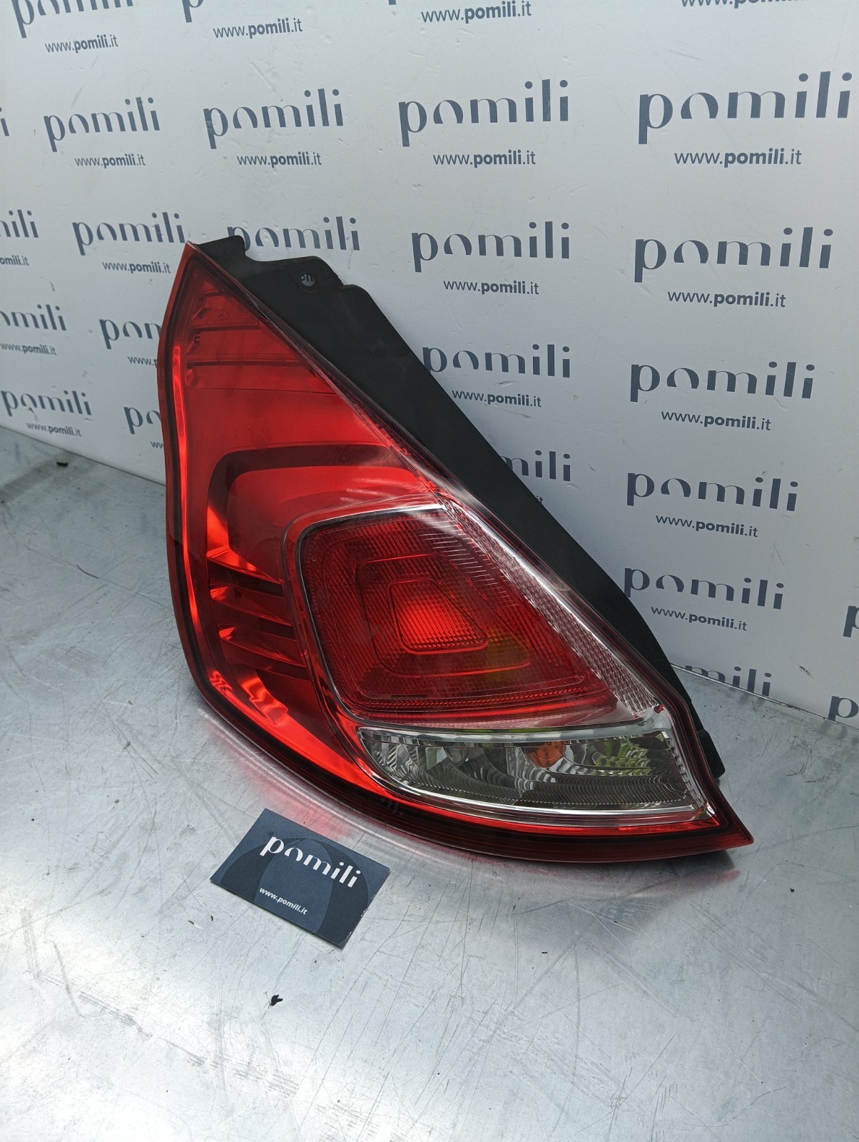 Pomili Fanaleria Ford Fiesta MK7 fanale posteriore sinistro C1BB-13405-A