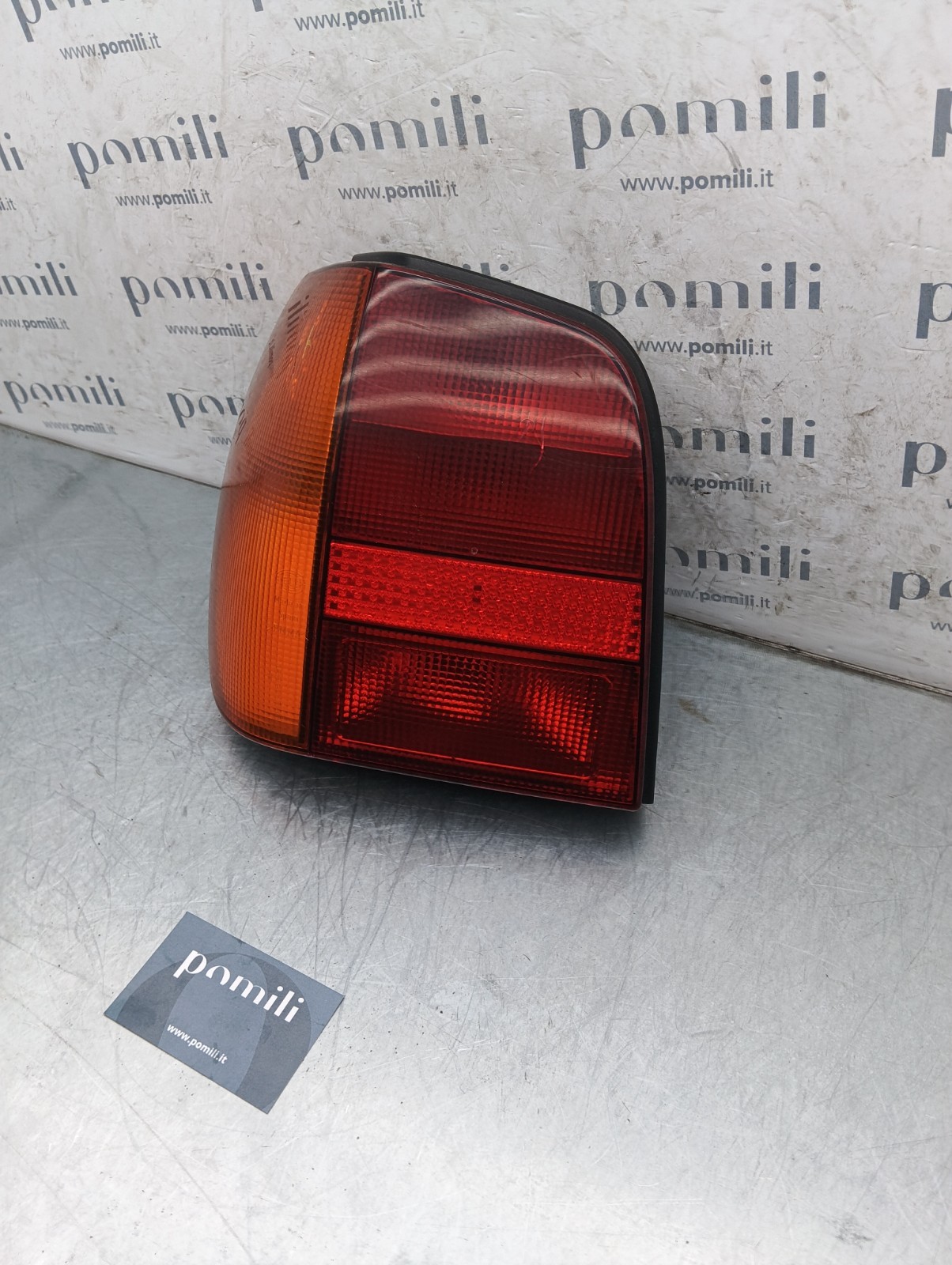 Pomili Fanaleria Volkswagen Polo III fanale posteriore sinistro usato