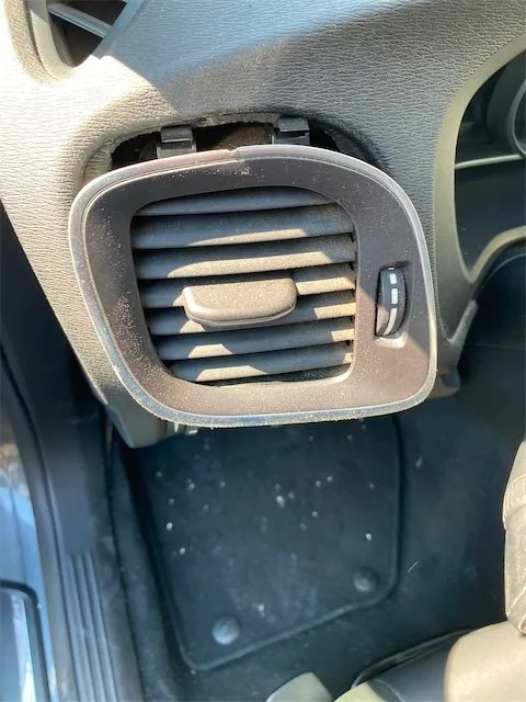 Pomili Climatizzazione bocchetta aria cruscotto Volvo V40 sinistra