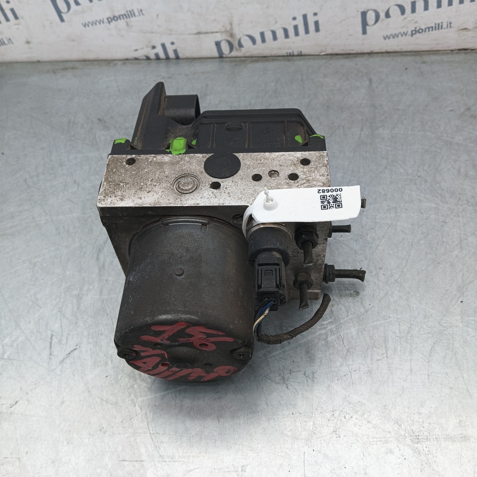 Pomili Freni e ricambi BMW S5 E39 modulo pompa ABS usato