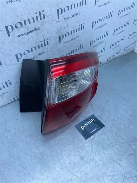 Pomili Fanaleria Ford C-Max (CB7) fanale posteriore esterno destro