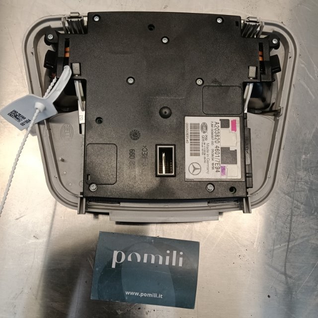 Pomili Fanaleria luce cortesia anteriore tetto Mercedes-Benz Classe C W/S203 05/00-12/07
