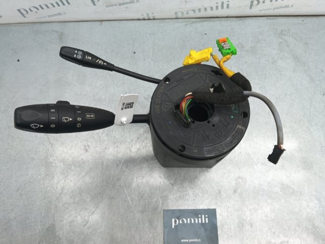 Pomili Dispositivi di sicurezza Contatto spiraliforme airbag MERCEDES-BENZ Classe A (W/C169) (07/04>04/13<) contatto usato