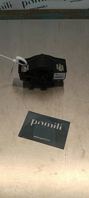 Pomili Rivestimenti interni e parti interne CHEVROLET ORLANDO (J309) (11/10>) interruttore luci stop