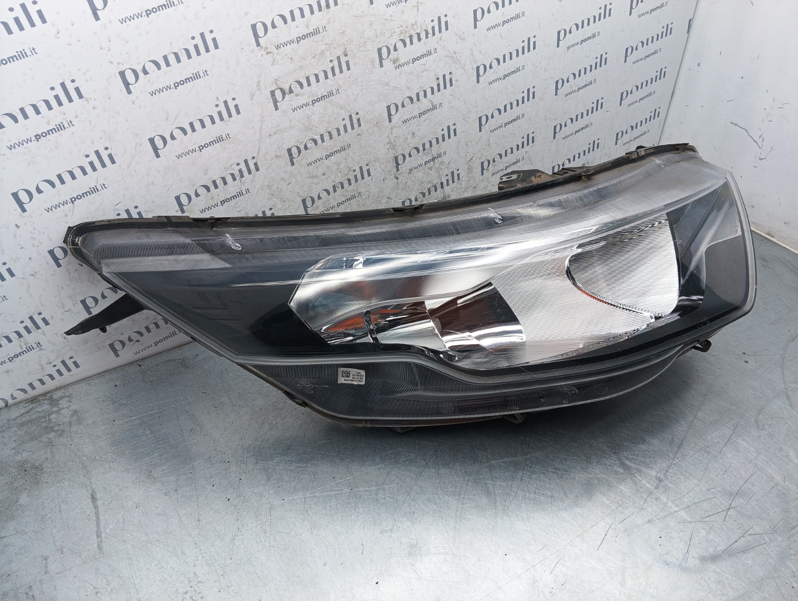 Pomili Fanaleria Faro anteriore destro Iveco Daily 5801473749 usato
