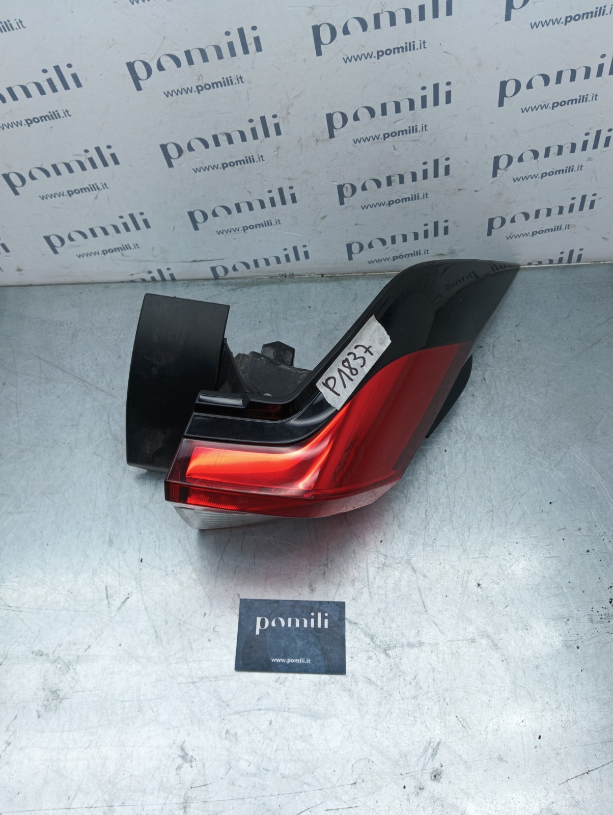 Pomili Fanaleria Fanale posteriore destro Toyota Rav4 5ª serie 81550-42230 usato
