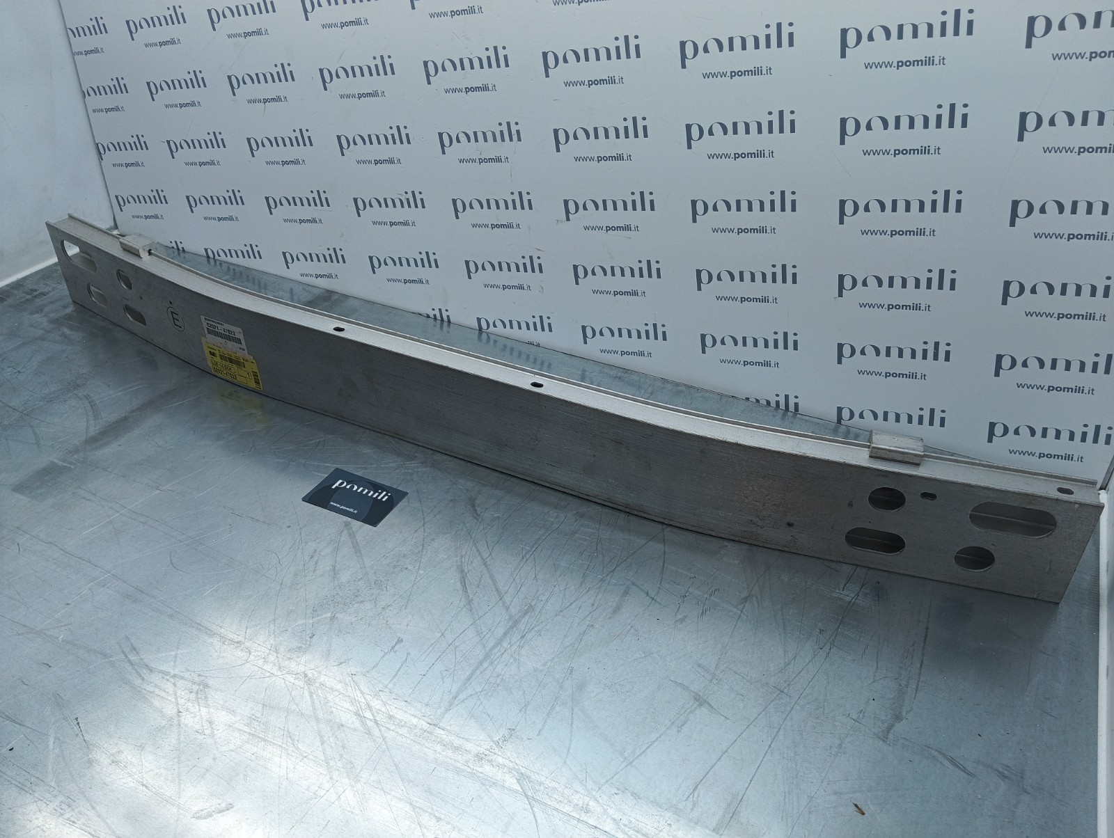 Pomili Paraurti anteriore rinforzo Toyota Prius 52021-47023 nuovo