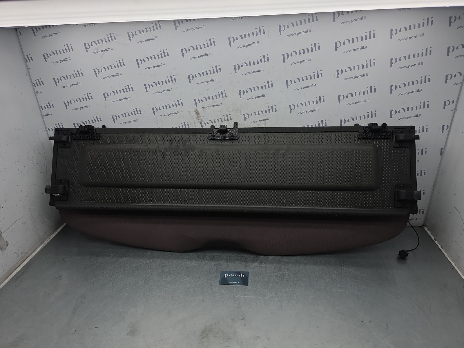 Pomili Rivestimenti interni Cappelliera Audi Q5 8R0867769E usata