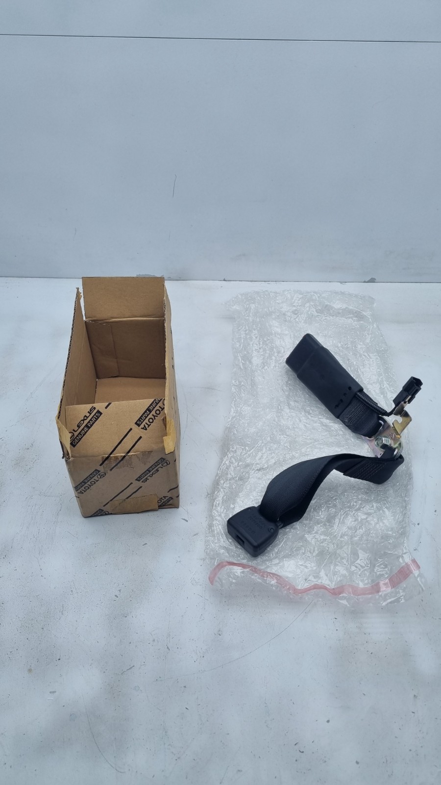 Pomili Dispositivi di sicurezza fibbia cintura Toyota Yaris III 73470-0D150-C0