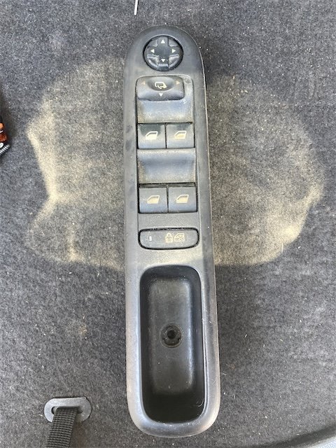 Pomili Rivestimenti interni Peugeot 3008 blocco comandi alzacristalli e retrovisori