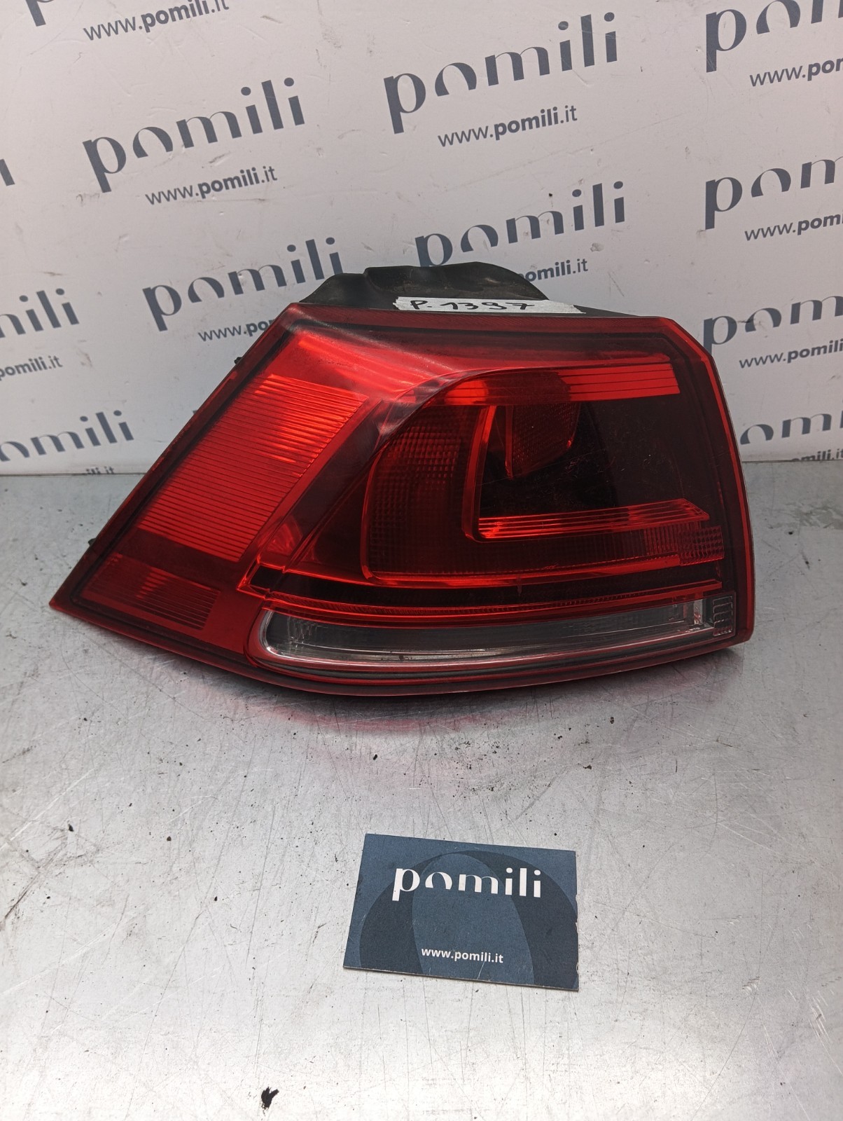 Pomili Fanaleria Volkswagen Golf VII 5G0945095 fanale posteriore sinistro usato