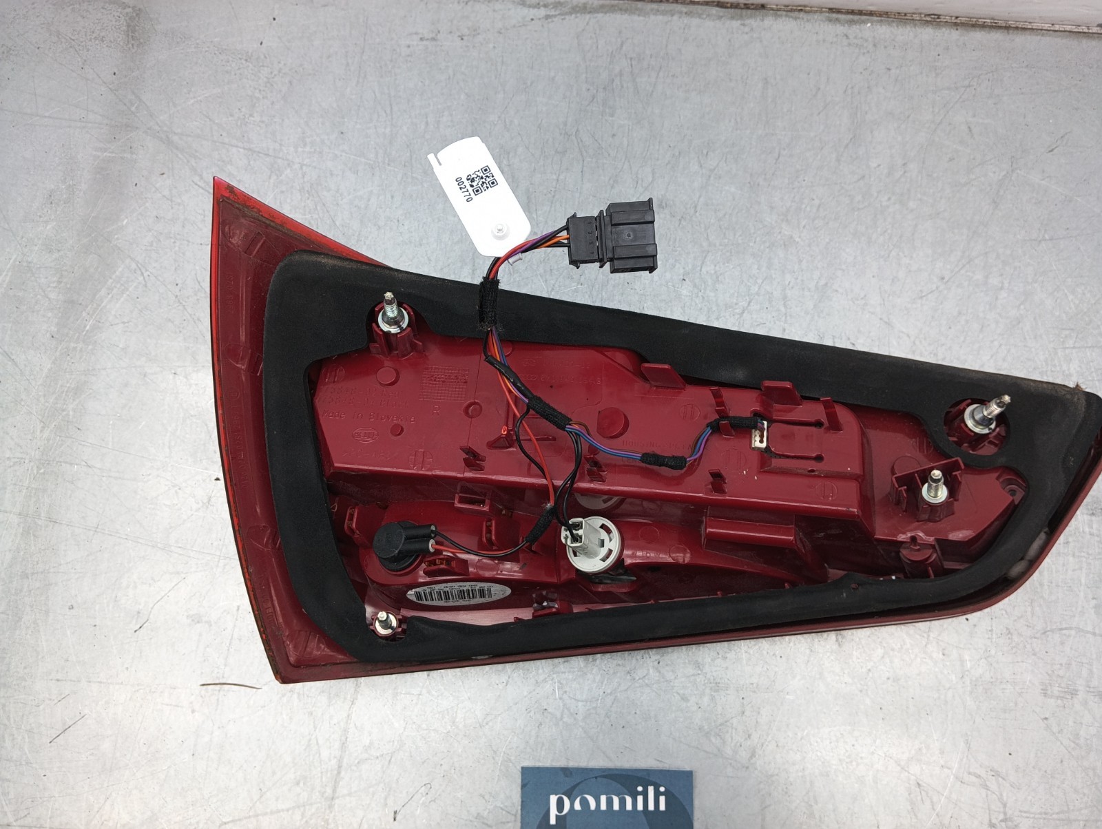 Pomili Fanaleria Audi A1 fanale posteriore destro usato scheggiato