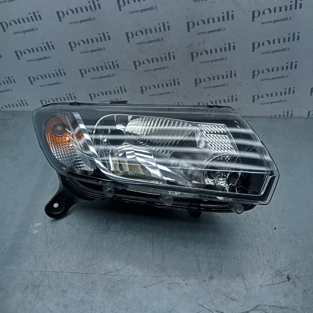Pomili Fanaleria Dacia Sandero II 260107615R faro anteriore destro usato