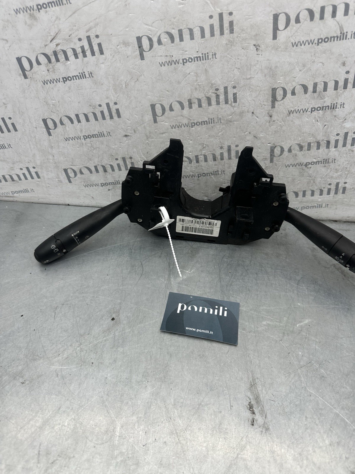 Pomili Rivestimenti interni e parti interne Devioluci Blocco Comandi Volante Peugeot 207 208 Citroen C3 96656018XT usato