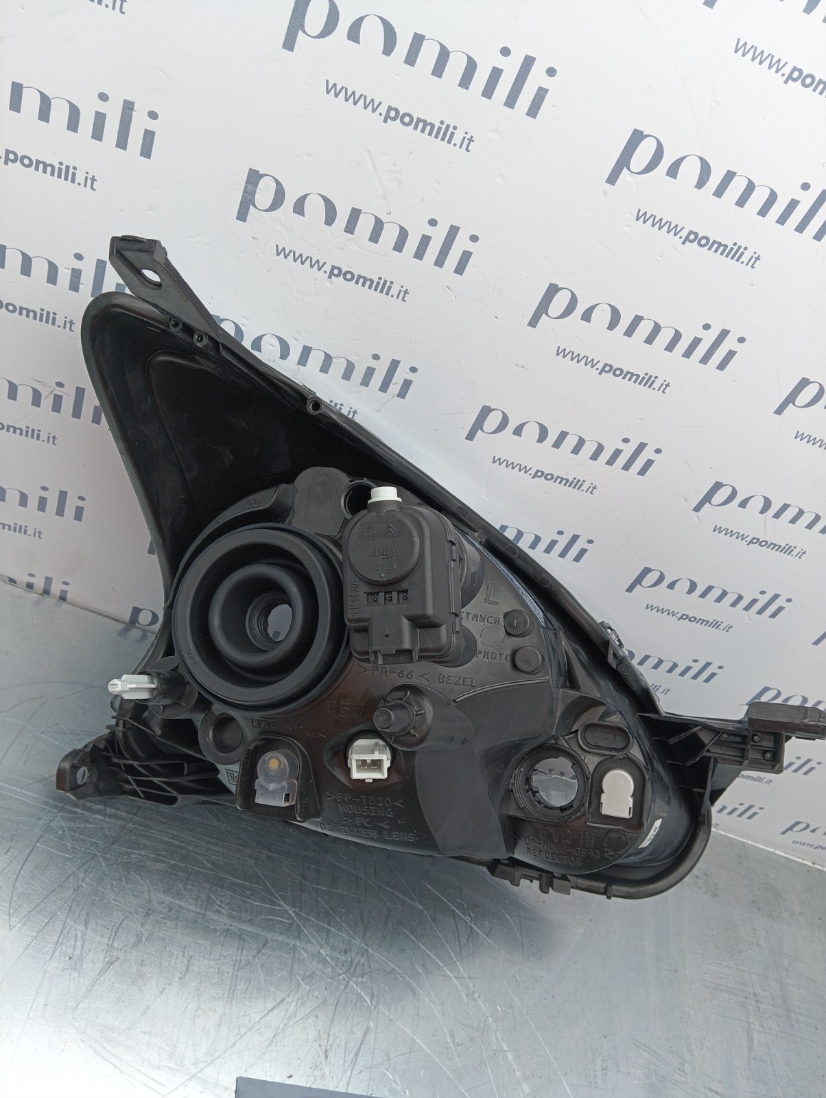 Pomili Fanaleria Toyota Aygo 89530366 faro sinistro usato