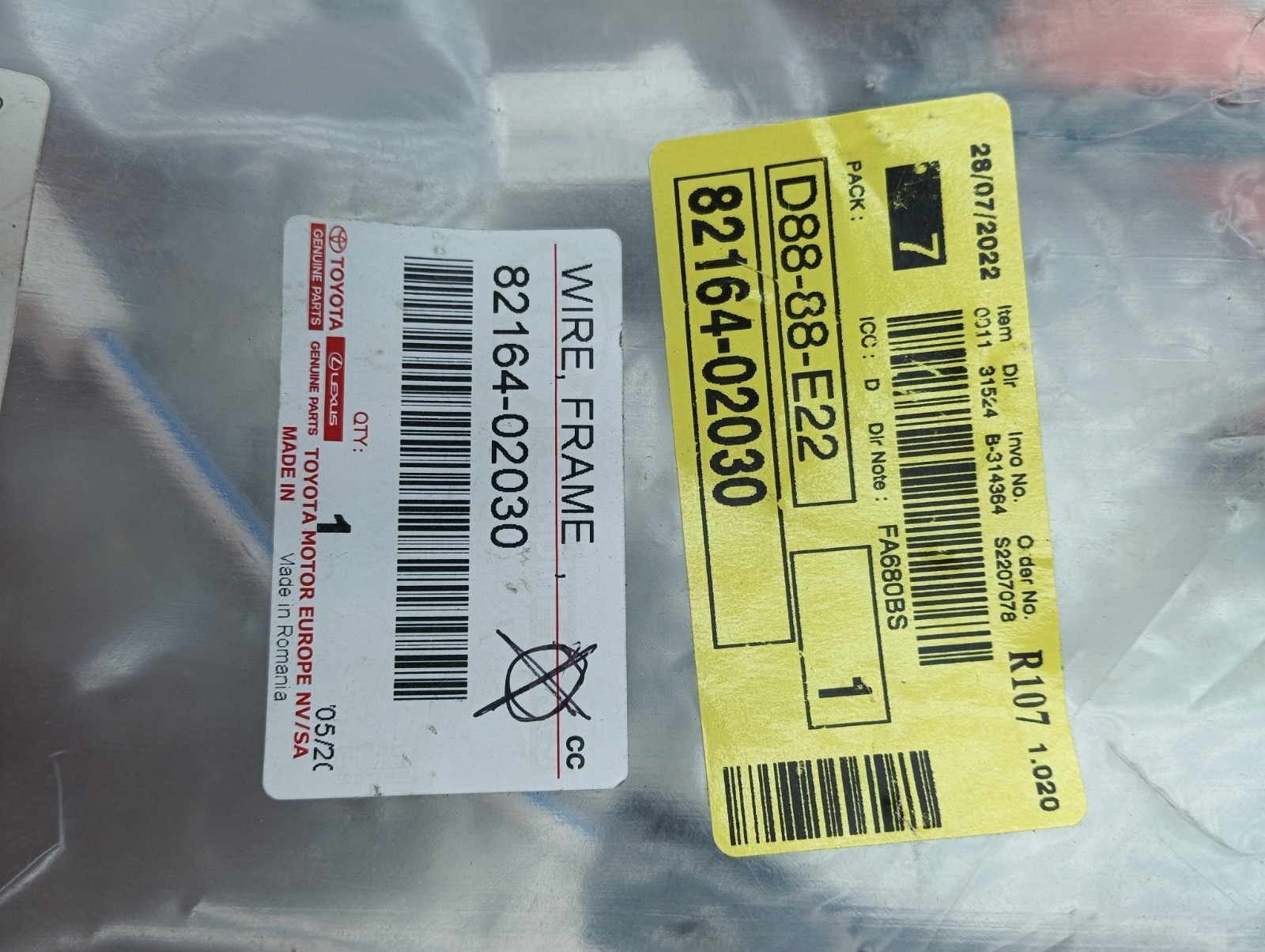 Pomili Rivestimenti interni e parti interne cablaggio telaio Auris Corolla 82164-02030 usato