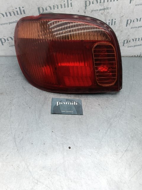 Pomili Fanaleria Toyota Yaris (10/01>11/05) fanale posteriore sinistro