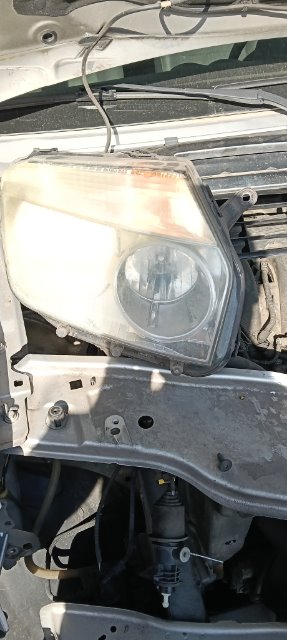 Pomili Fanaleria Dacia Duster proiettore anteriore destro