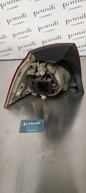 Pomili Fanaleria Volkswagen Golf (1K) fanale posteriore esterno destro