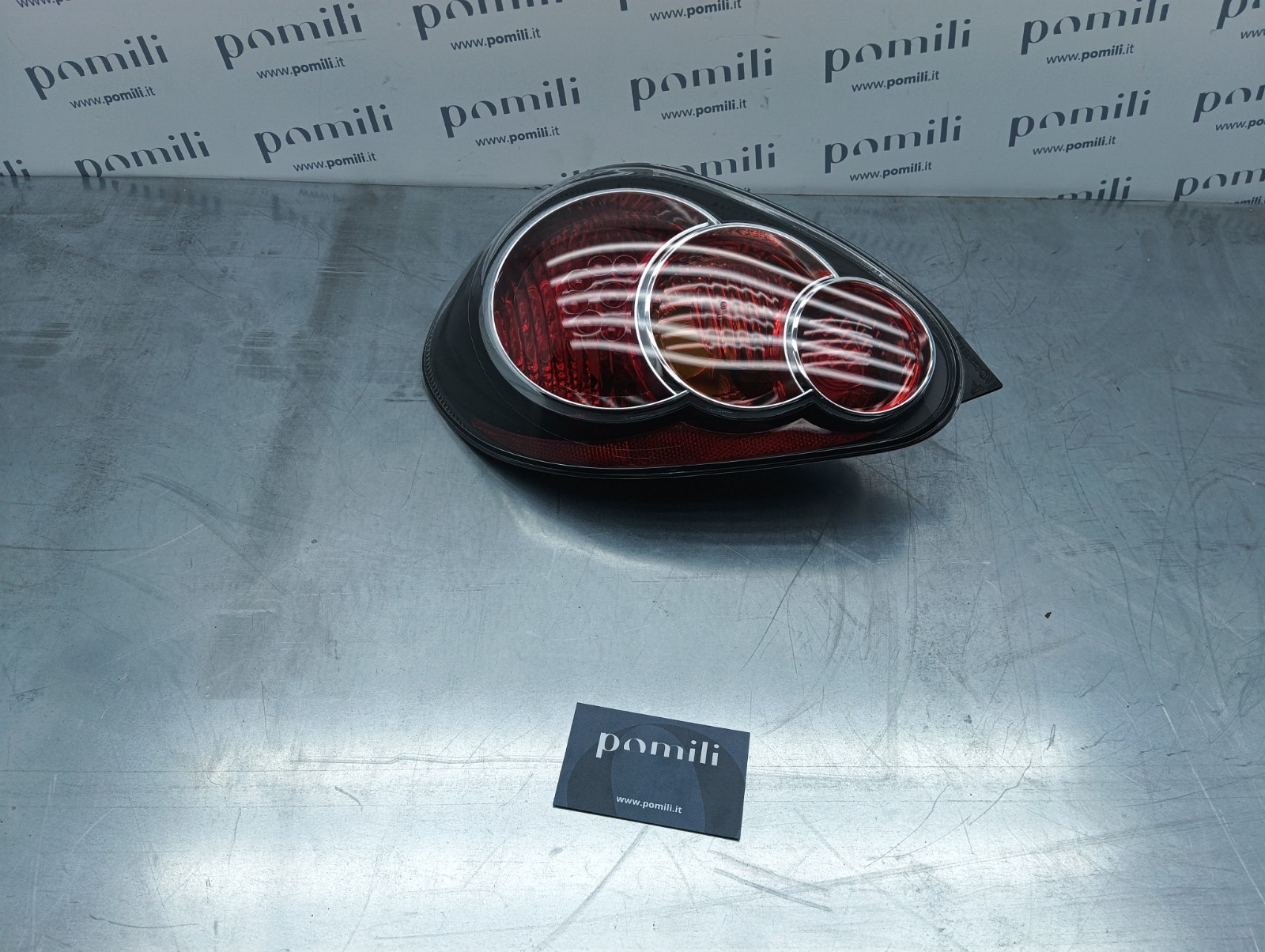 Pomili Fanaleria Fanale posteriore sinistro Toyota Aygo 81561-0H070 fanale nuovo
