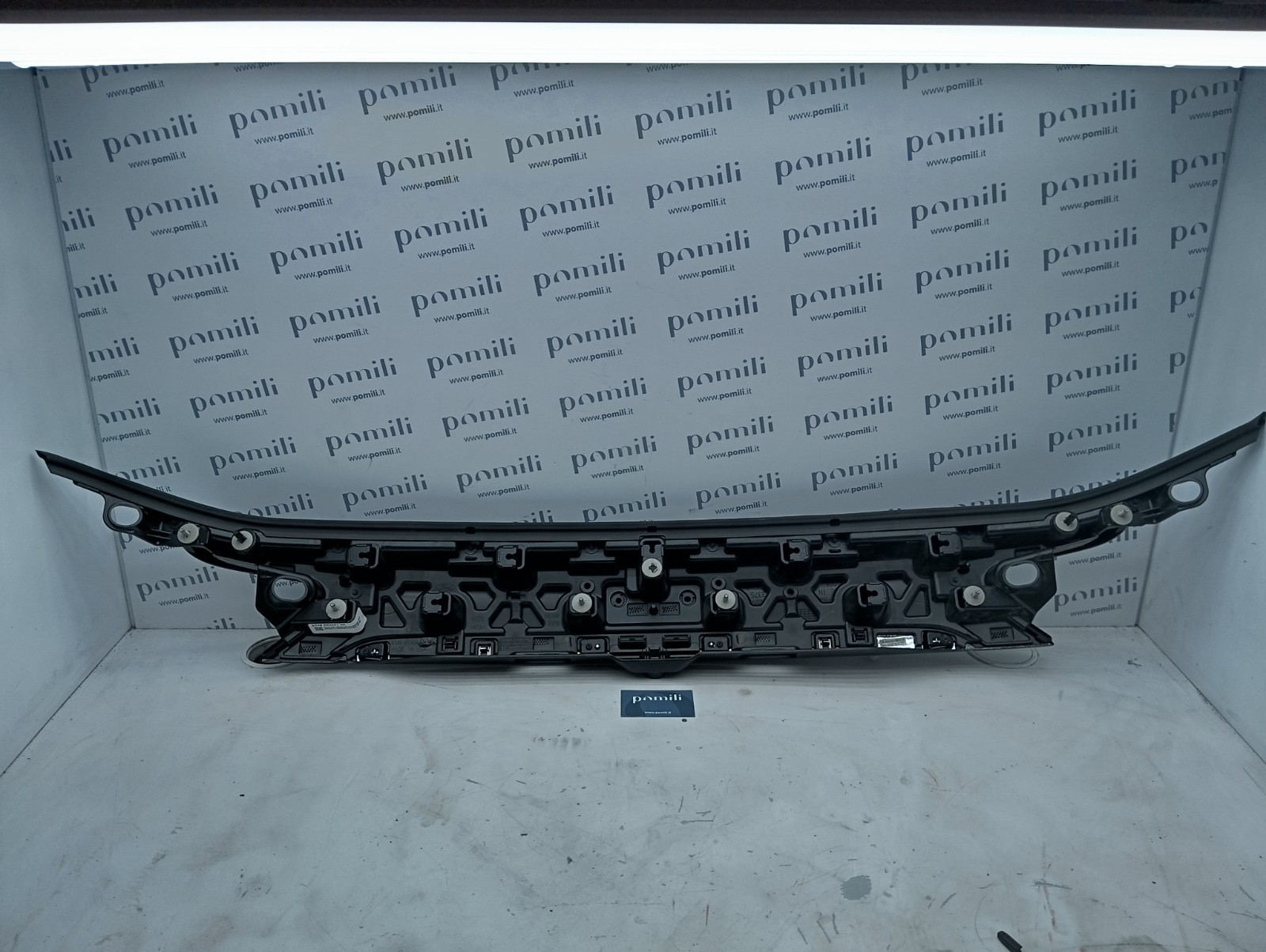 Pomili Lamierati esterni Ford Edge inserto portellone posteriore KTB R43401 AE