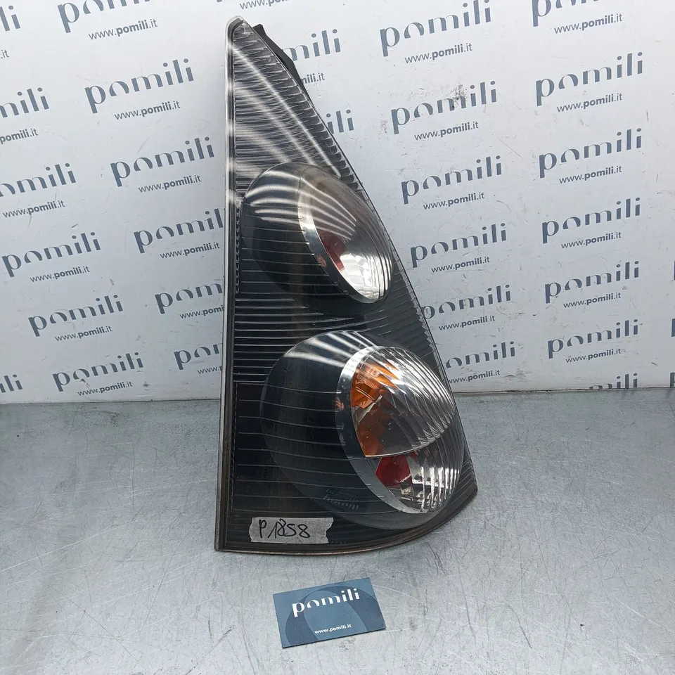Pomili Fanaleria Citroen C1 Peugeot 107 fanale posteriore sinistro usato