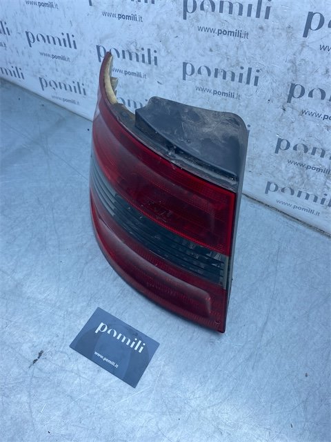 Pomili Fanaleria Mercedes-Benz Classe B T245 fanale posteriore sinistro esterno