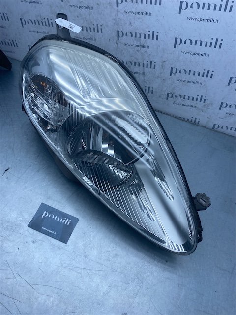 Pomili Fanaleria Proiettore DX Fiat Grande Punto (2Y) (06/05>12/08<) usato