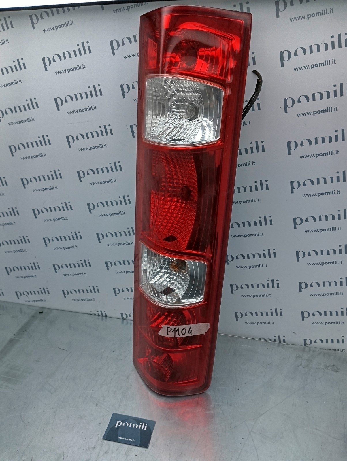 Pomili Fanaleria Fanale posteriore sinistro Iveco Daily IV 08-663-1906L-R usato
