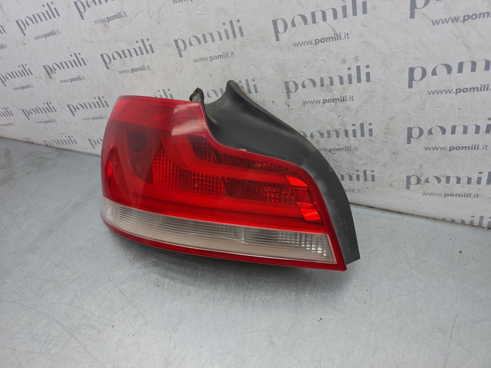 Pomili Fanaleria BMW S1 120d Coupé (E82) fanale posteriore sinistro usato