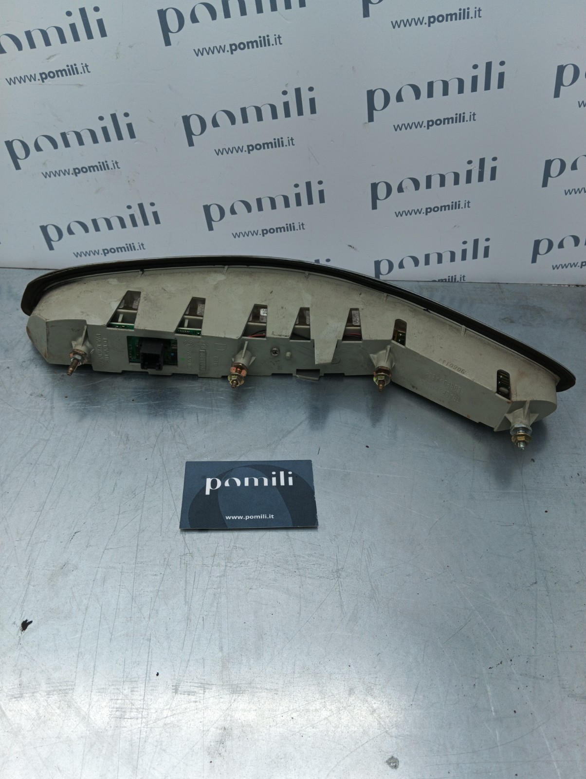 Pomili Fanaleria Fanale posteriore destro Lancia Thesis (SJ) (2002-08) 60684978 usato
