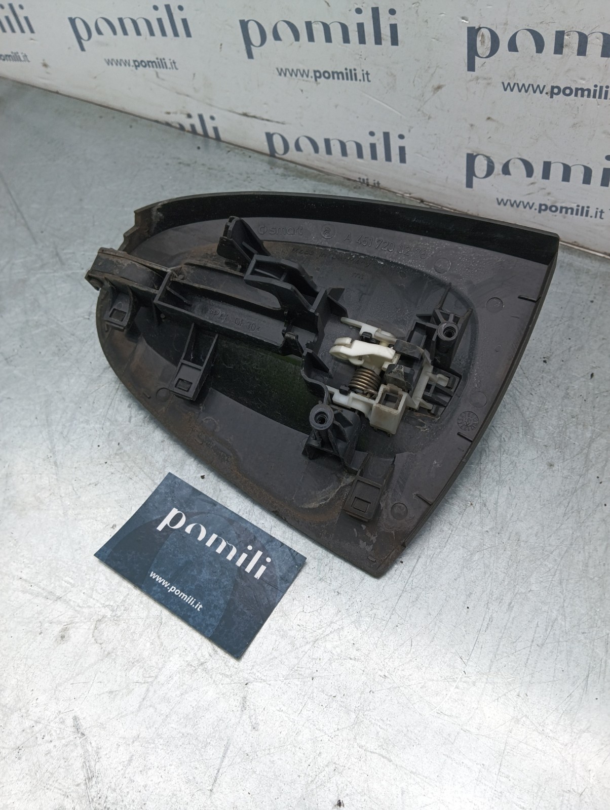 Pomili Lamierati esterni Maniglia esterna anteriore destra Smart Fortwo 451 A4517200275 usata