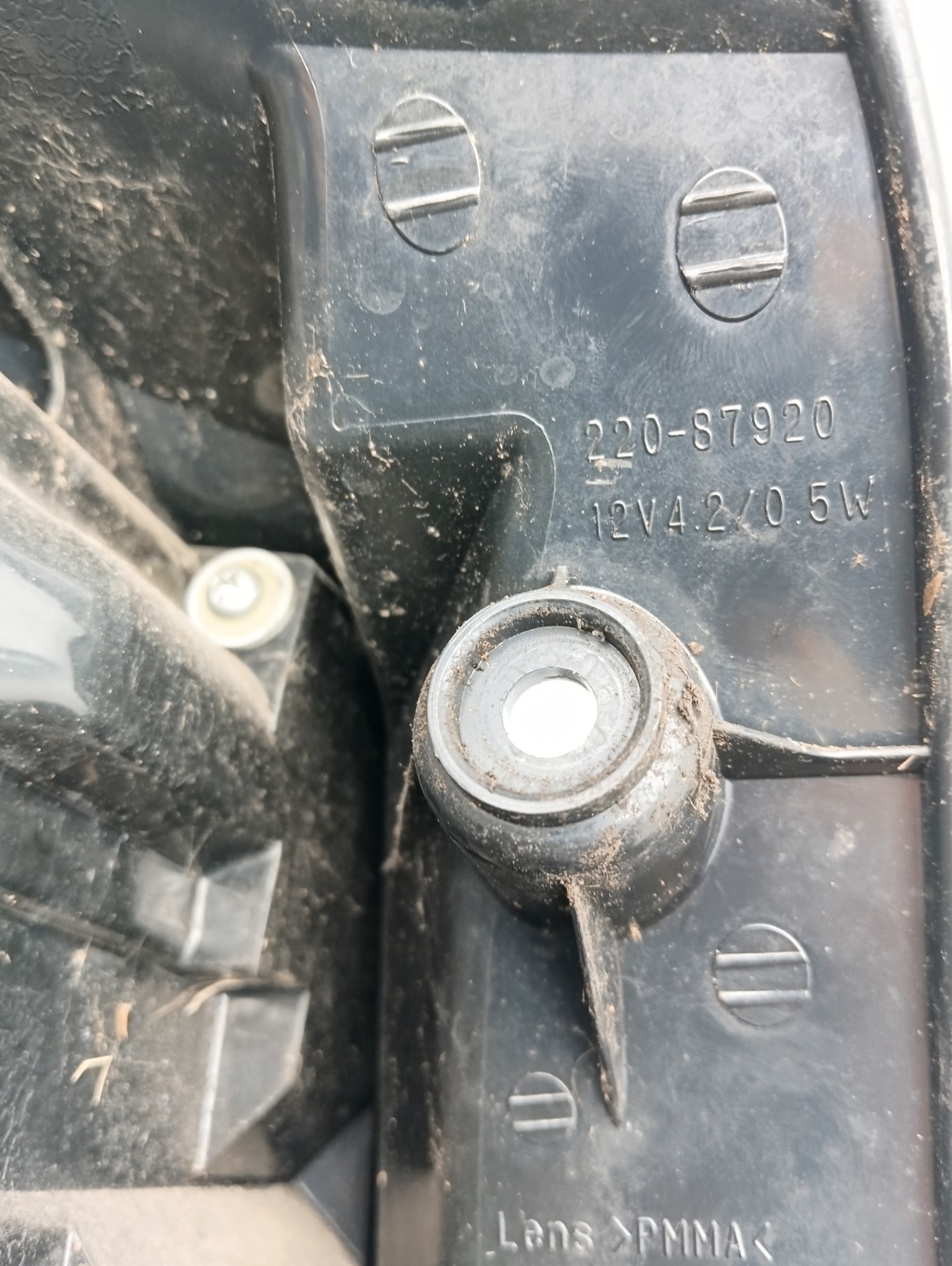 Pomili Fanaleria Fanale posteriore destro Mitsubishi Outlander II 220-87920 usato